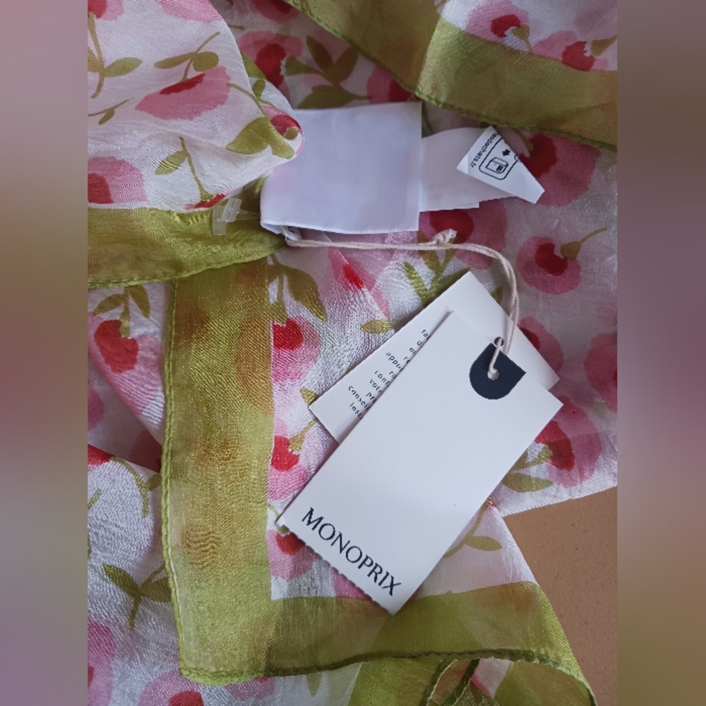 NWT Monopr8x Silk Wrap, Scarf Size 40" x 64" - Picture 4 of 8